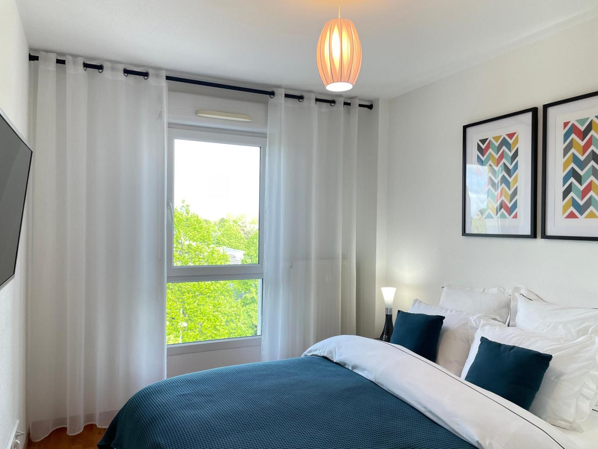 שטרסבורג Appartement Calme Avec Balcon, A 4Km Du Centre, Parking, Wi-Fi, Netflix Gratuit מראה חיצוני תמונה