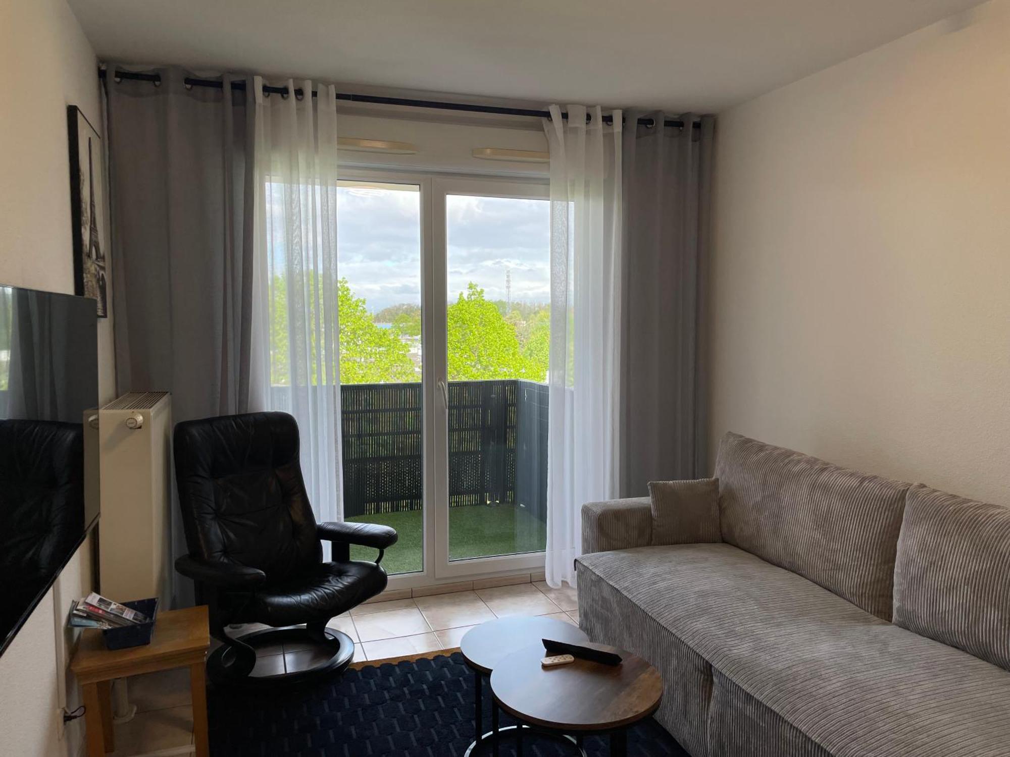 שטרסבורג Appartement Calme Avec Balcon, A 4Km Du Centre, Parking, Wi-Fi, Netflix Gratuit מראה חיצוני תמונה